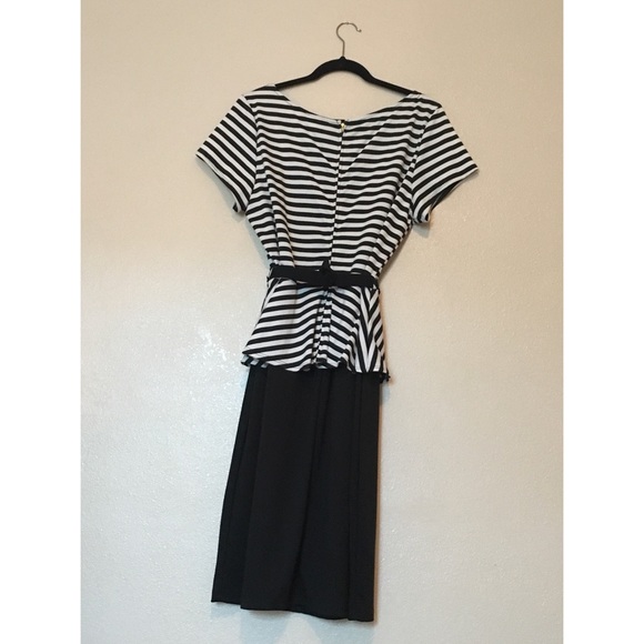 Plus size Dress - Picture 2 of 5